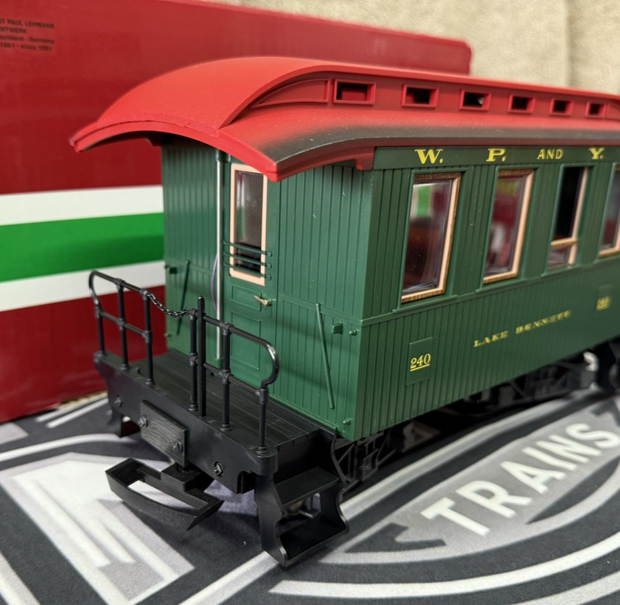 LGB G 36060 Passenger Car "Lake Bennett W.P. and Y.R. 240" USA LN/Box Lighted.