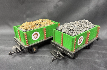 HLW Hartland Locomotive Train Works G Scale Gondola Kits Gold Coal Loads G Scale