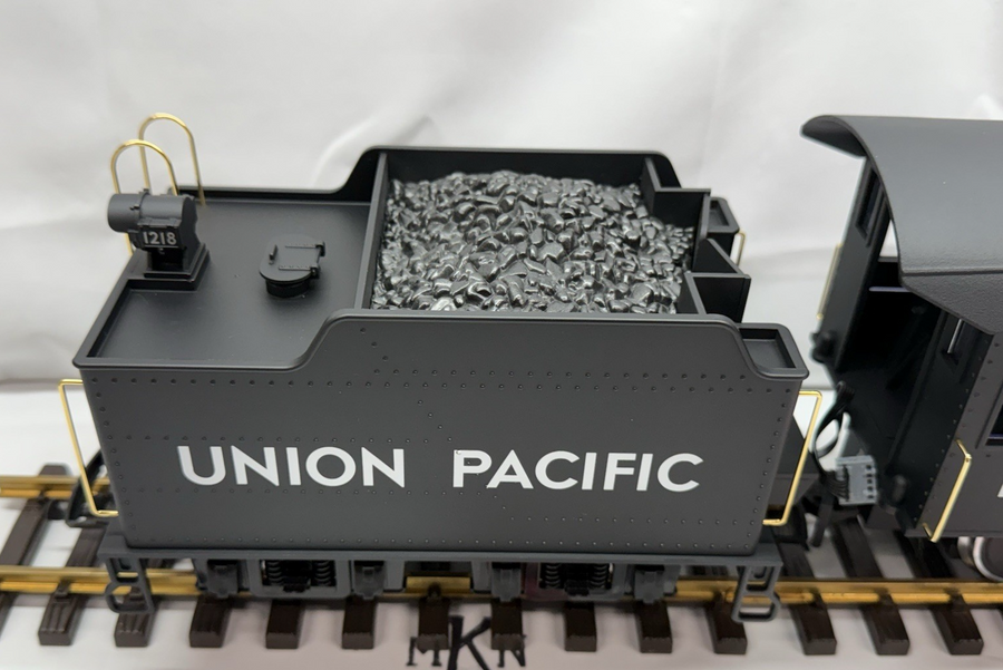 LGB 20232 Union Pacific #1218 2-4-0 Steam Locomotive DC & Sound G Scale LN