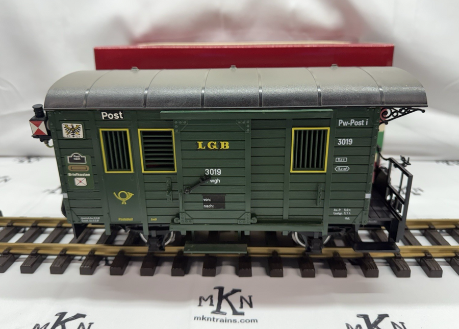 LGB 3019 G Scale Mail Post Car with Lights (Metal Wheels) EX/Box