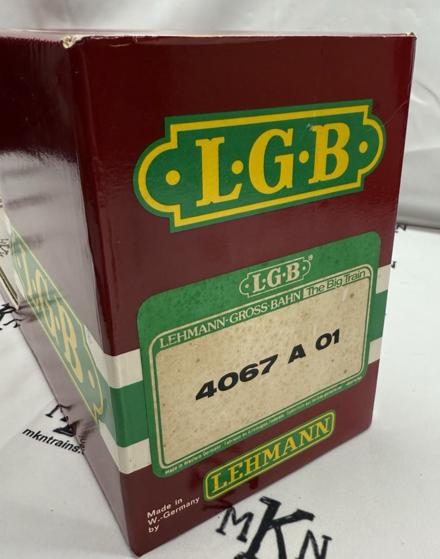 LGB 4067-A01 Union Pacific Boxcar G Scale New/Box/Sleeve