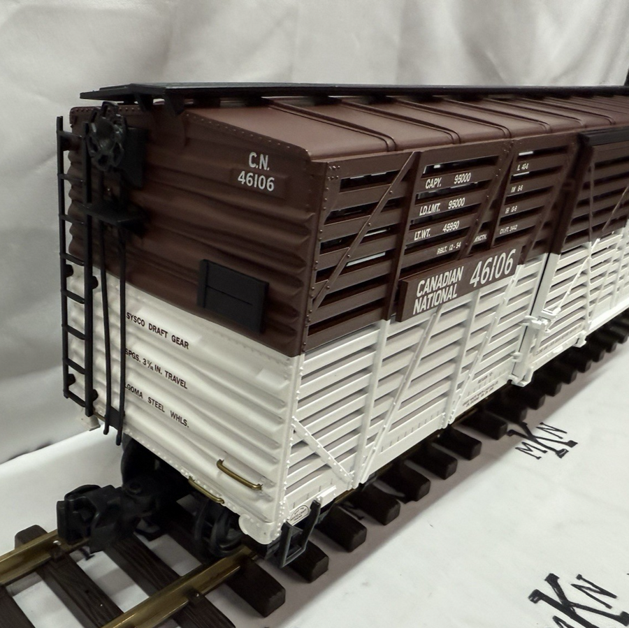 Aristo Craft Art 46104A CNR Canadian National Stock Car #46106 NIB