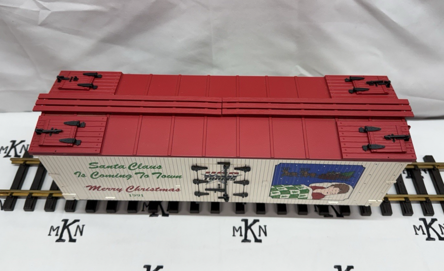 USA Trains R1300 Christmas 1991 "Santa Is Coming To Town" Reefer Car G Scale