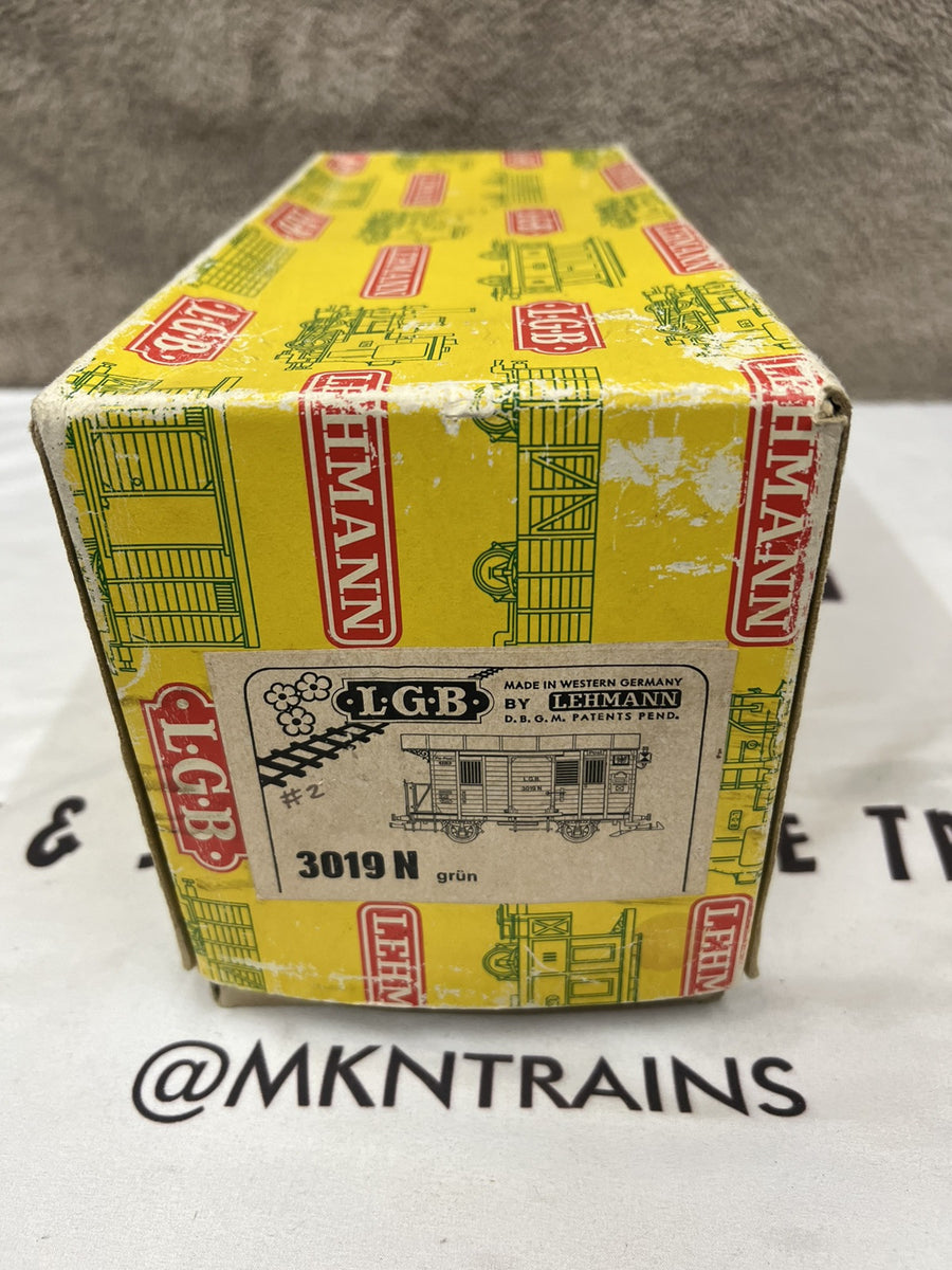 LGB 3019N Postal/Baggage Car w/Metal Wheels & Lights G Scale NOS LN Box