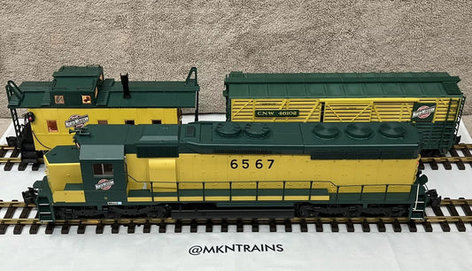 Aristo Craft Sd-45 Chicago Northwestern Diesel Locomotive with reefer and caboose