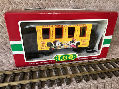 LGB 35065 Pepe and Penelope Dining Car w/ Certificate Looney Tunes Train