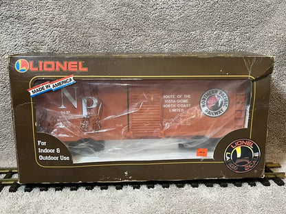 Lionel Large Scale Northern Pacific Boxcar #8-87005 G Scale NEW/BOX