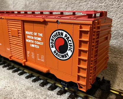 Lionel Large Scale Northern Pacific Boxcar #8-87005 G Scale NEW/BOX